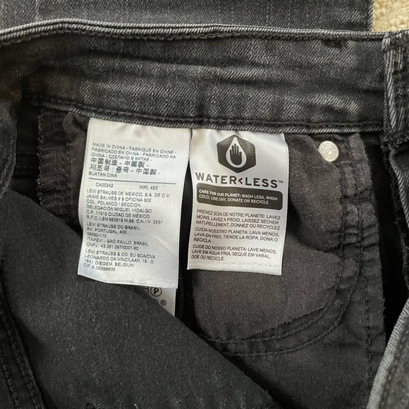 Levi’s 721 High Rise Skinny Jeans in soft black - size 27 waist / 28 length - Picture 8 of 8